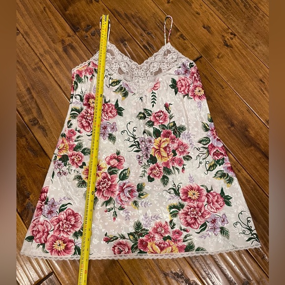 Romantic Moods by Val Mode floral chemise nightie - Picture 7 of 7